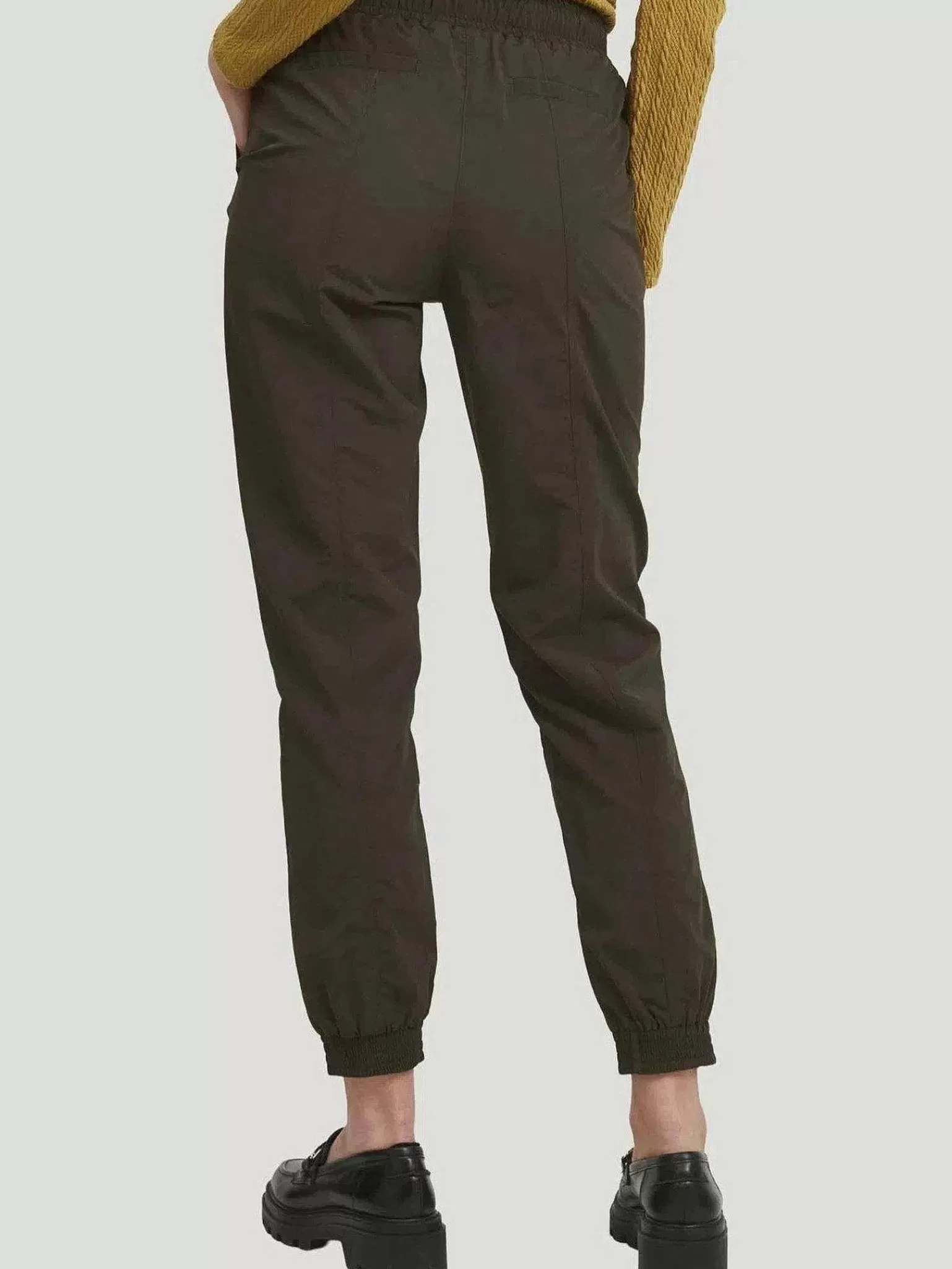 Clearance Dorita Track Pant Women Pants