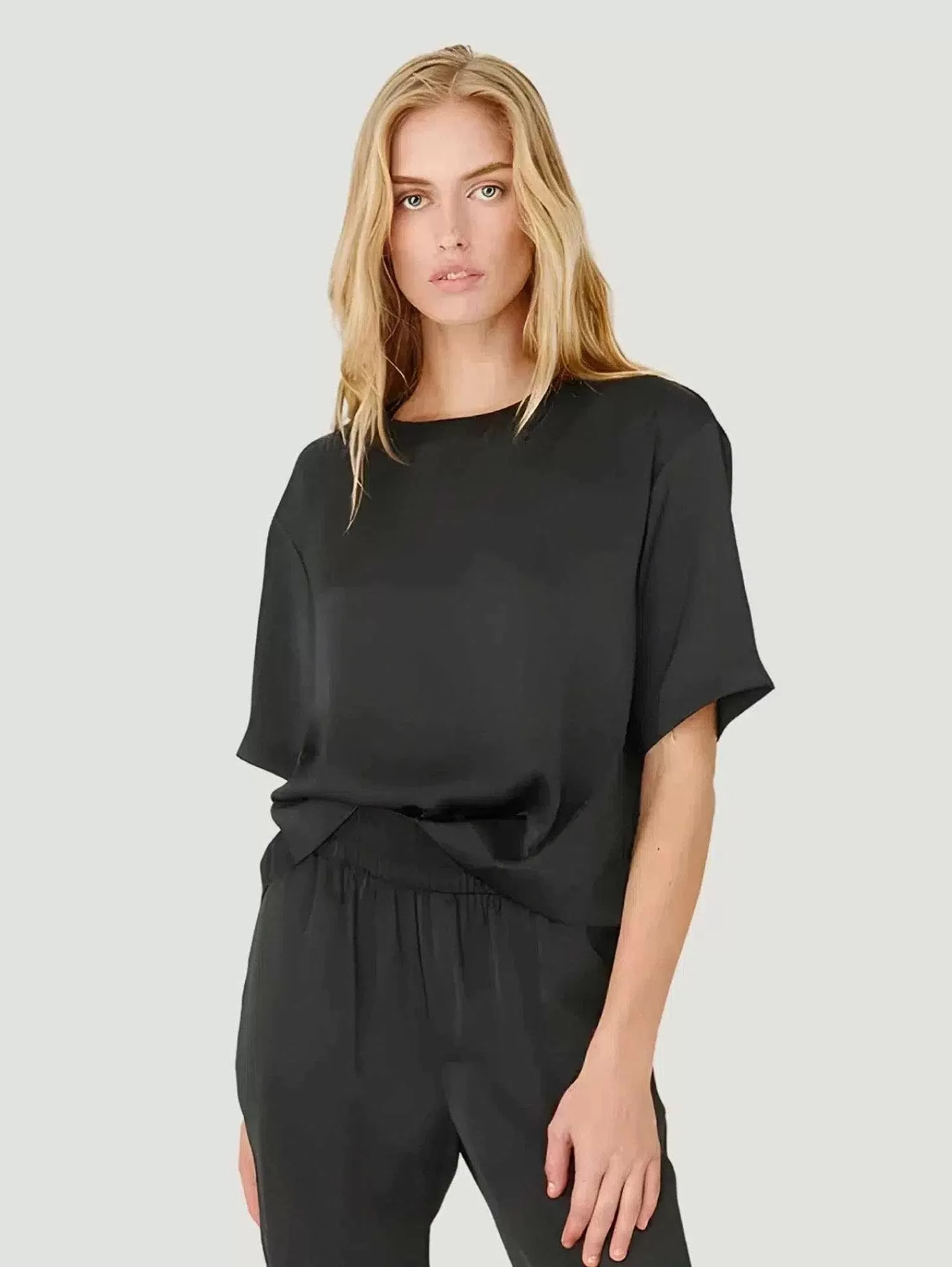 Flash Sale La Brea Satin Top Women Blouses